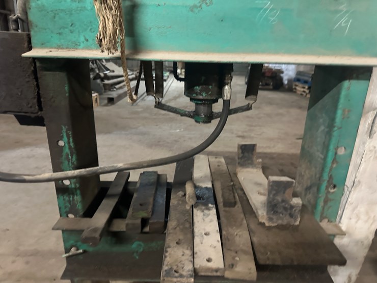 #38469-•-shop-press-image-5