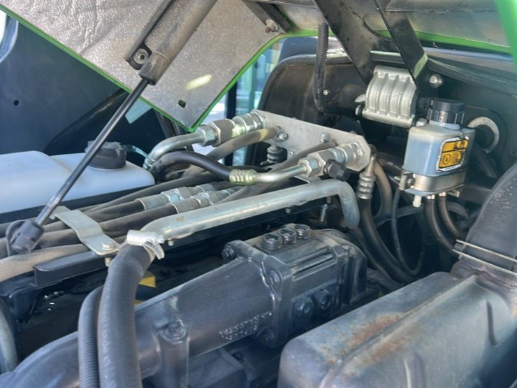 2014-deutz-fahr-agrofarm-410-image-16