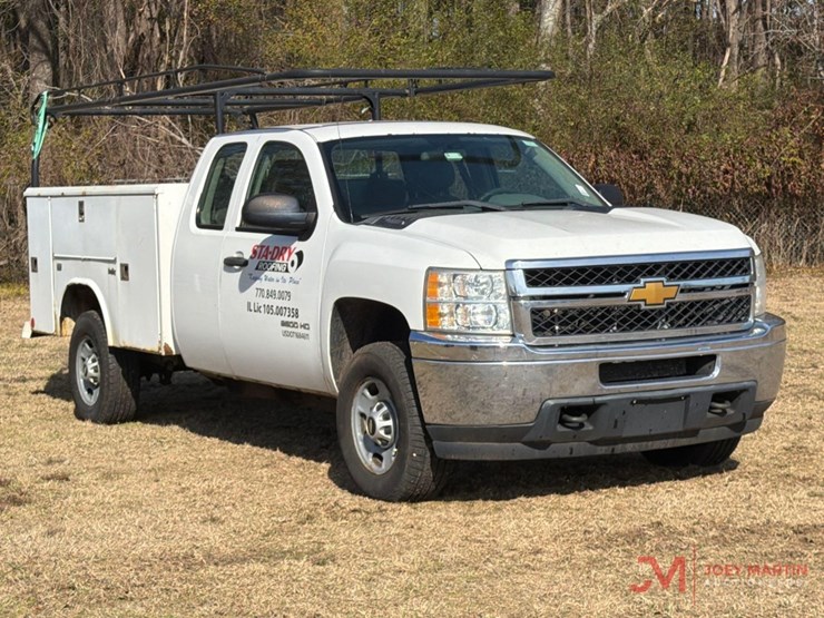 2013-chevrolet-2500-image-1
