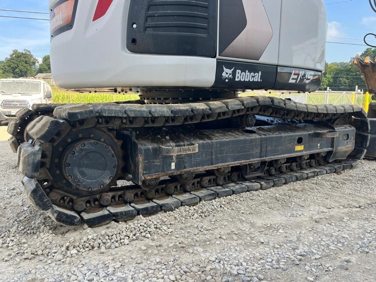 2020-bobcat-e145-image-23