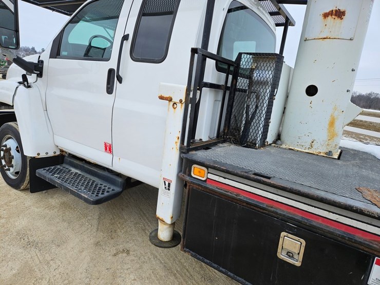 #309-•-2003-gmc-c5500-aerial-truck-image-19