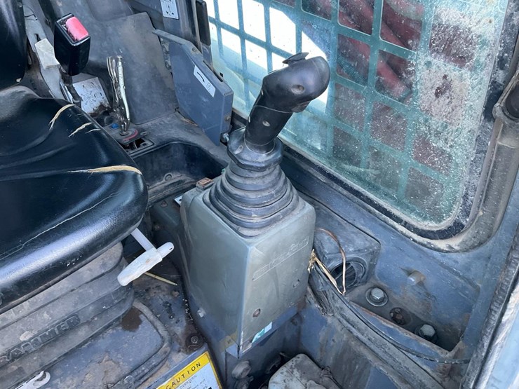 2012-takeuchi-tl10-image-44