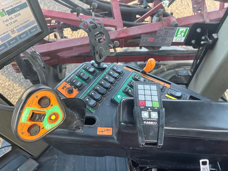 2013-case-ih-4430-patriot-sprayer-image-27