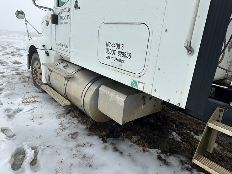 2001-international-2001-image-32