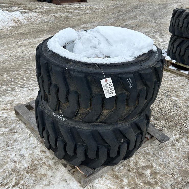 Qty. 4 15-19.5 Skids of Tires