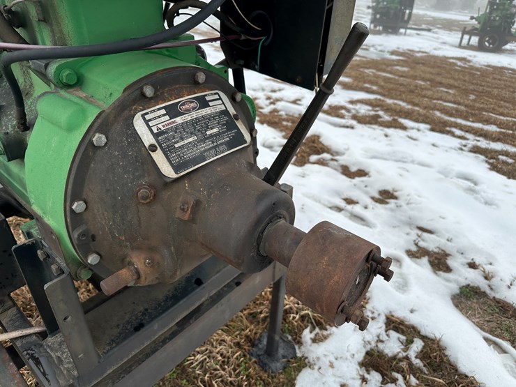 john-deere-4045t-image-12