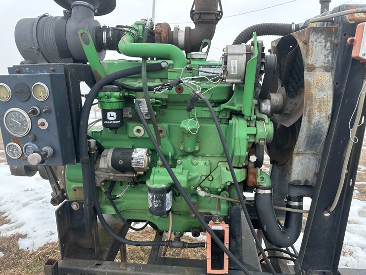 john-deere-4045t-image-17