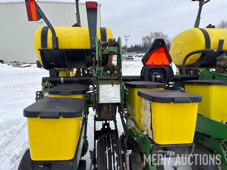 2001-john-deere-1760nt-image-14