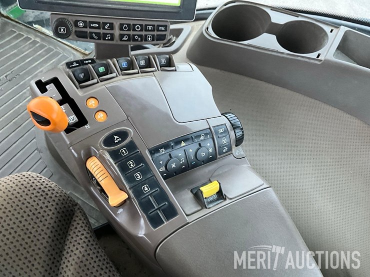 2015-john-deere-8345rt-image-34