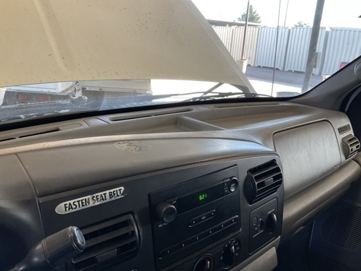 2006-ford-f450-image-23