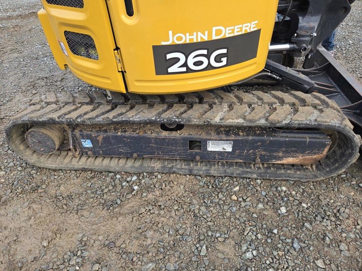 2020-deere-26g-image-49