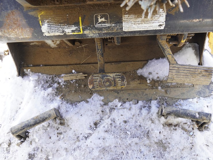 john-deere-700-image-30