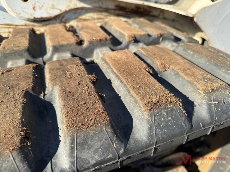 2019-bobcat-t770-image-8