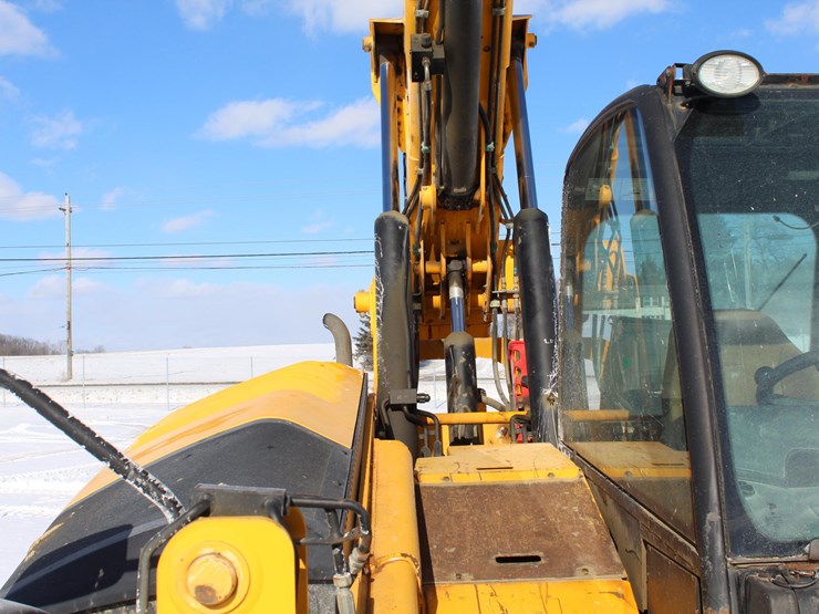 2013-jcb-510-56-image-58