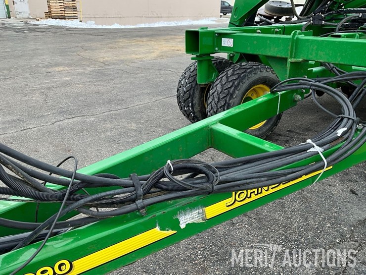 2012-john-deere-1990-image-10