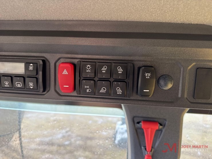 caterpillar-926-image-29