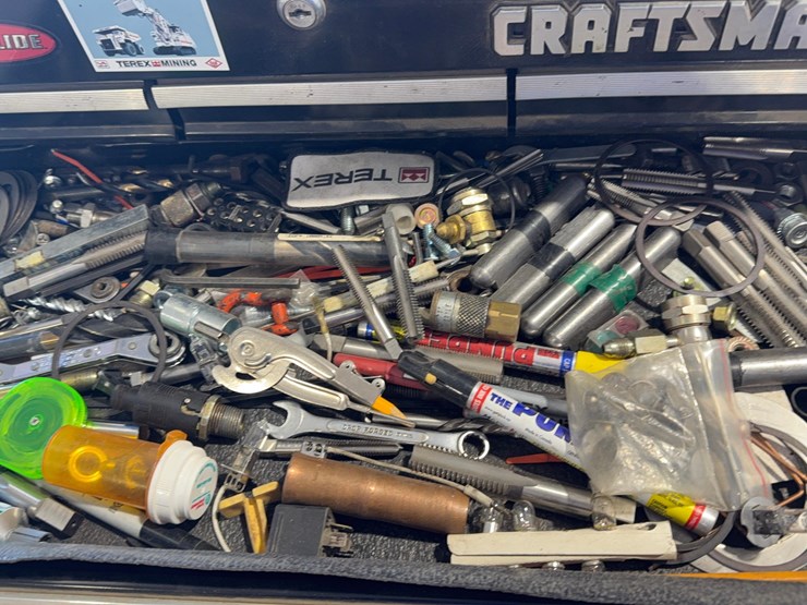 craftsman-toolbox-image-7