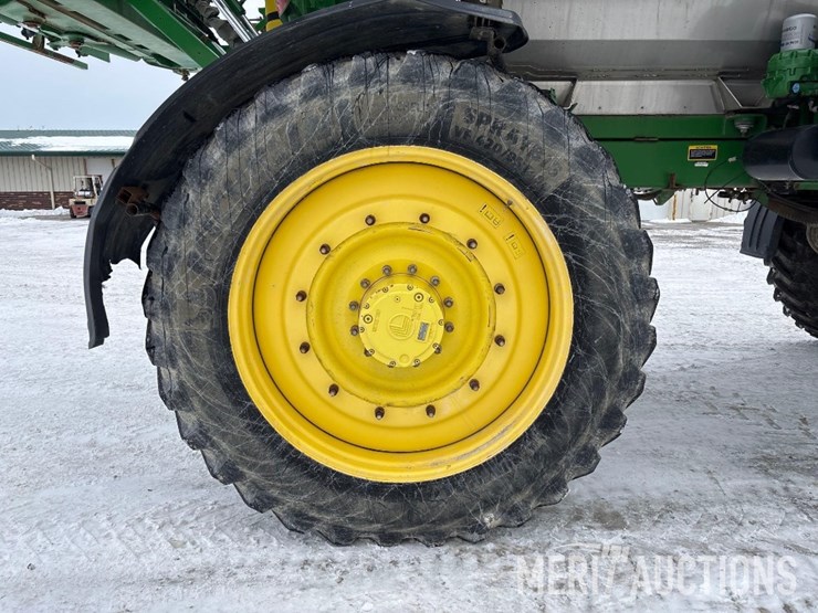 2018-john-deere-r4045-image-31