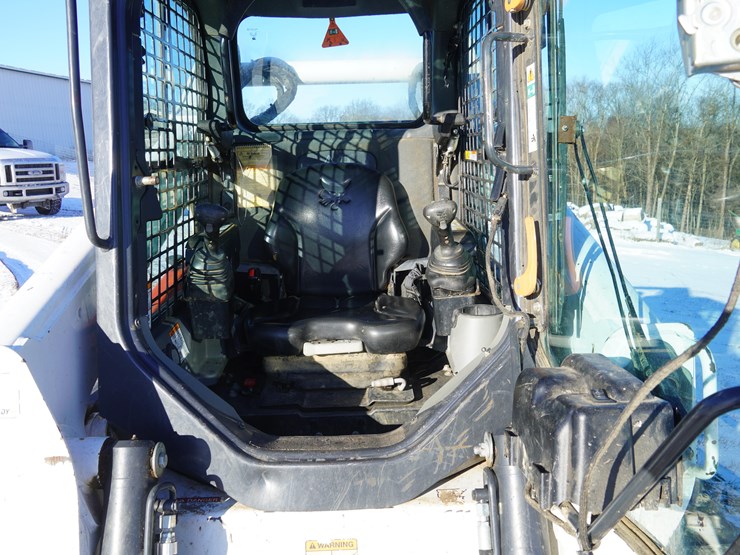 2019-bobcat-t770-image-11