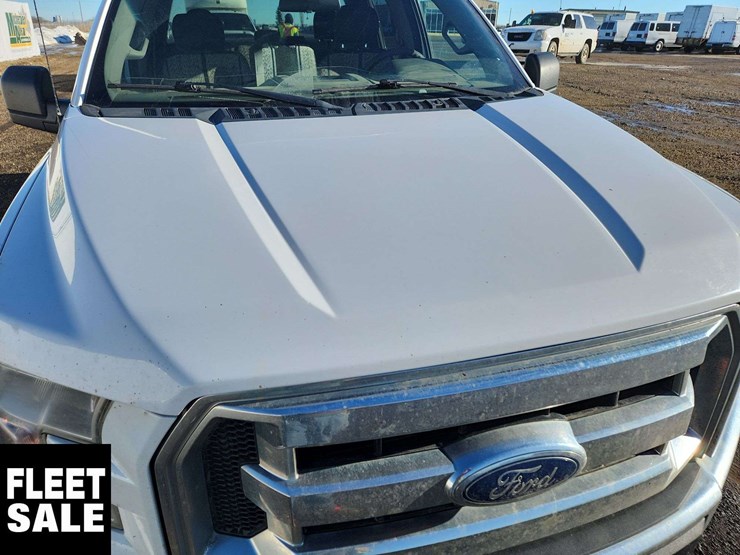 2017-ford-f150-image-32