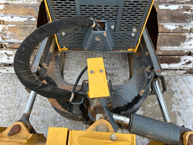 2018-deere-650k-image-10