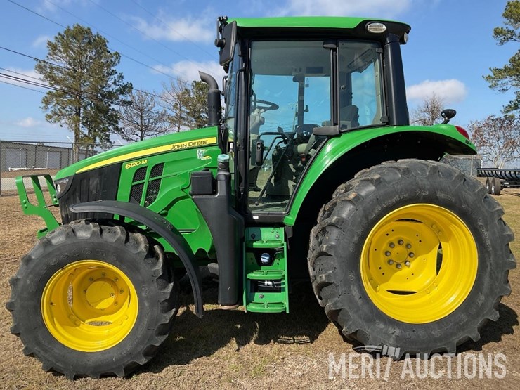 2021-john-deere-6120m-image-2