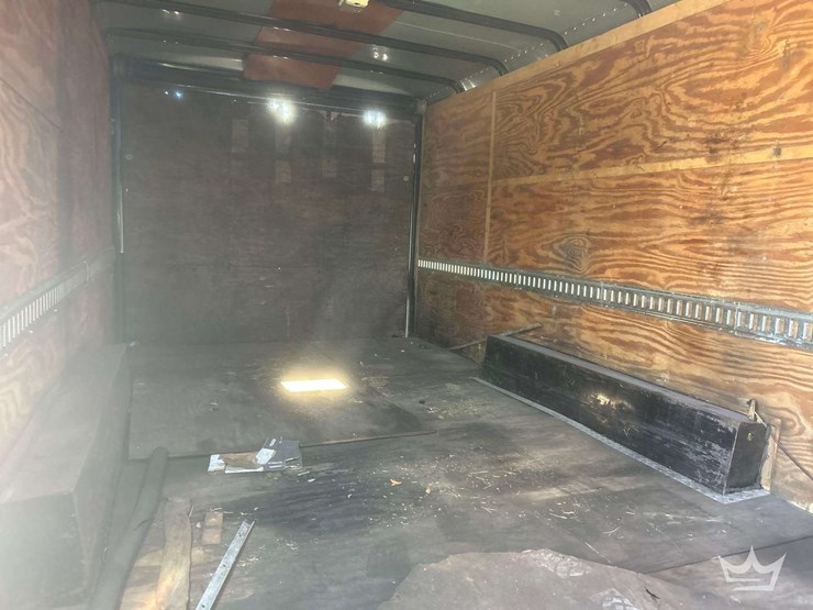 t/a-enclosed-trailer-image-13