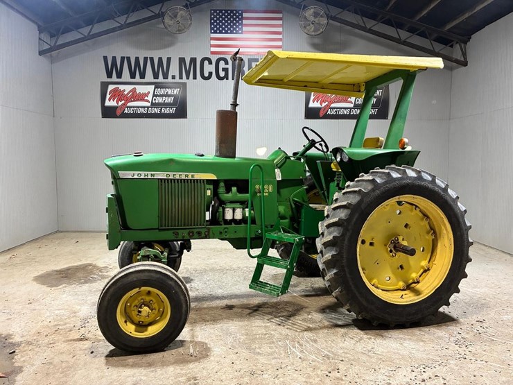 john-deere-3020-image-1