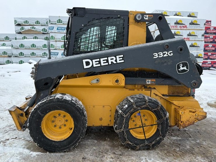 2019-deere-332g-image-2