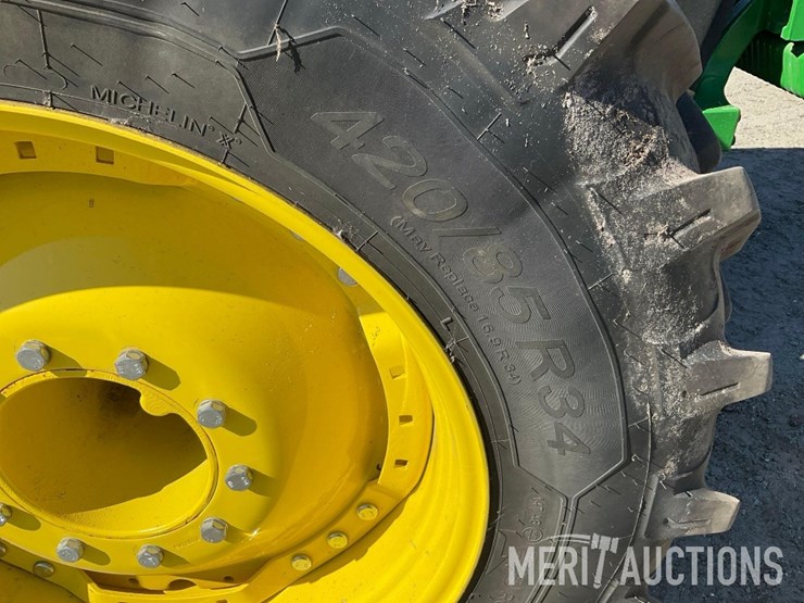 2023-john-deere-8r-370-image-32