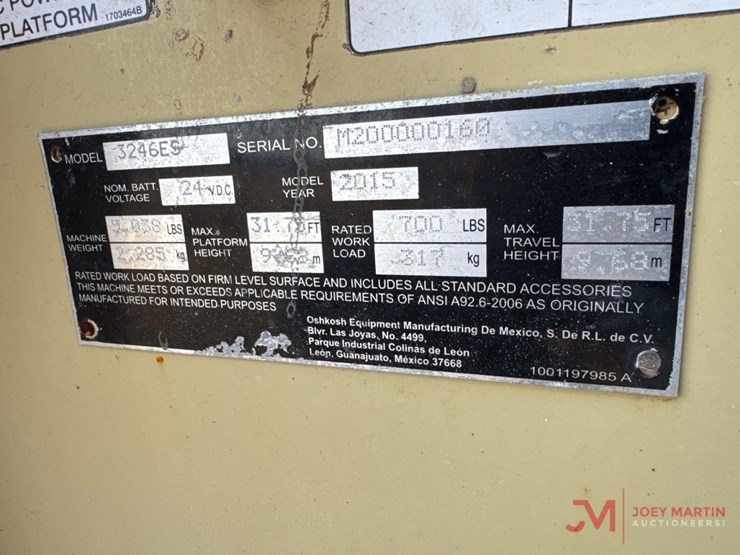 2015-jlg-3246es-image-13