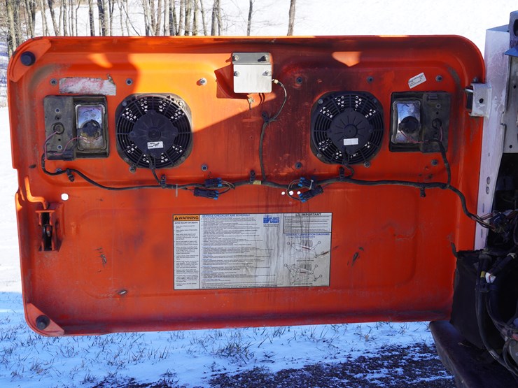 2019-bobcat-t770-image-41