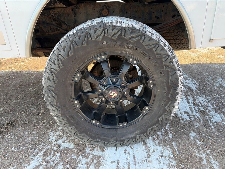 2010-ford-f250-image-17