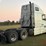 2015-volvo-sleeper-truck-tractor-image-3