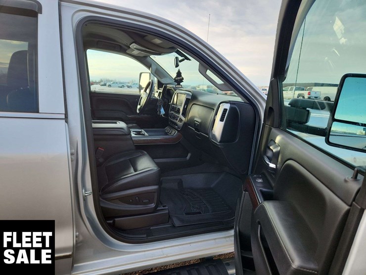 2019-gmc-sierra-2500hd-image-28