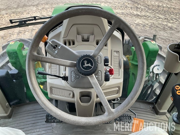 2023-john-deere-6120m-image-43