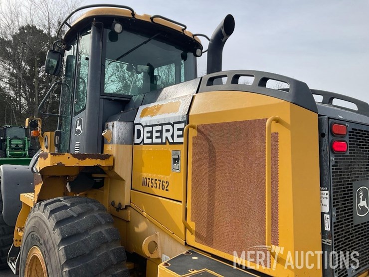 2018-deere-544k-image-31