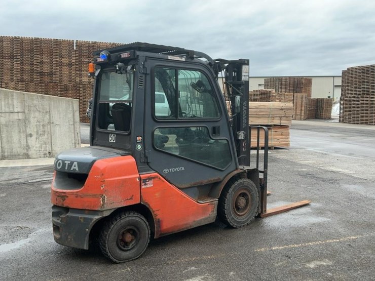 2018-toyota-8fdu25-image-5