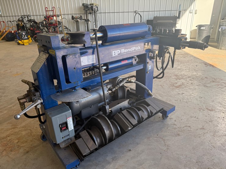 2015-bendpak-exhaust-pipe-bender-image-14
