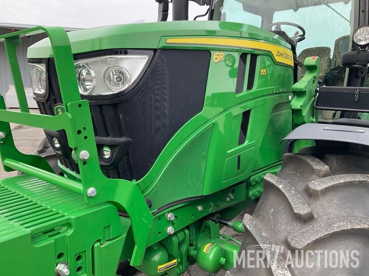 2024-john-deere-6r-155-image-11