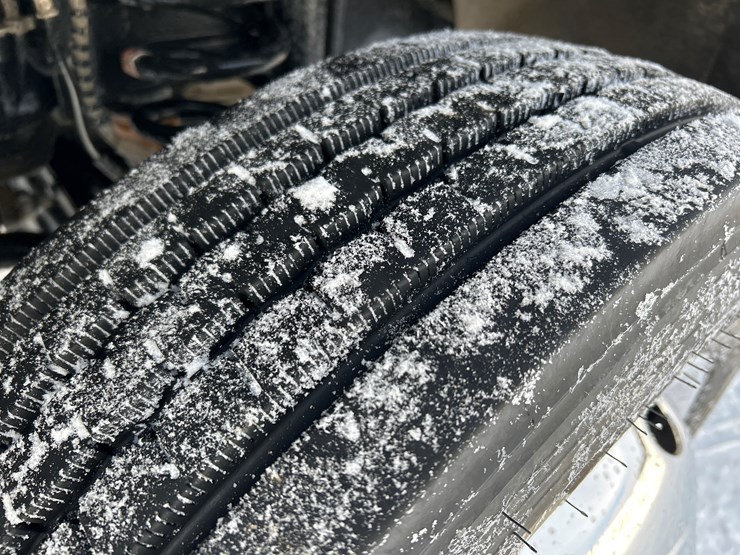 2021-ford-f550-image-85