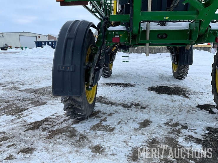 2015-john-deere-r4038-image-25