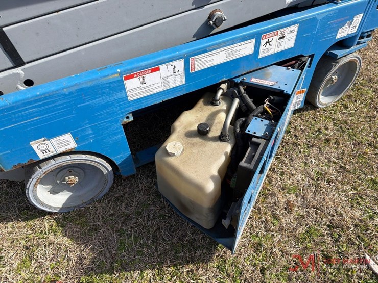 genie-gs1930-image-12