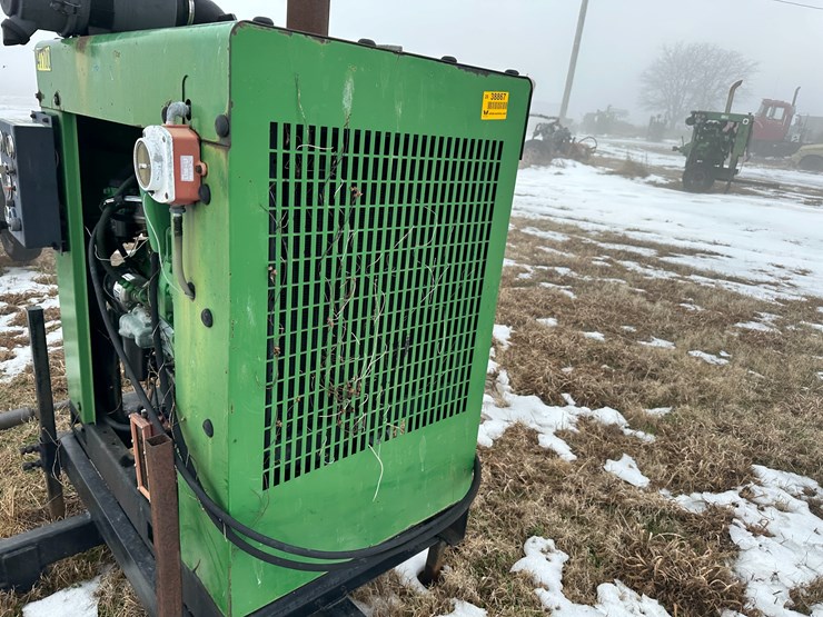 john-deere-4045t-image-8