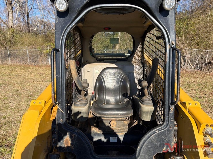 2018-caterpillar-249d-image-11