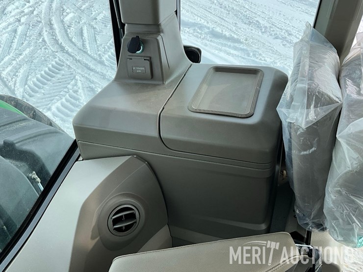 2023-john-deere-9rx-640-image-42