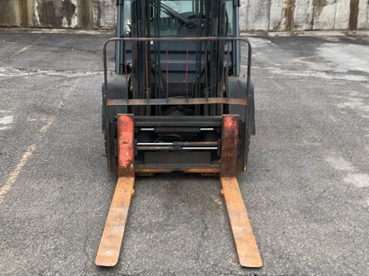 2018-toyota-8fdu25-image-8