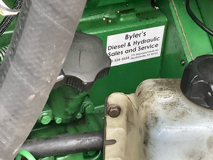 2010-deere-648h-image-23