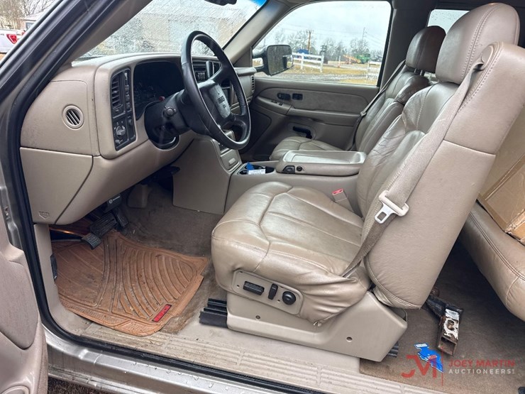 2001-sierra-3500-pickup-truck-image-46