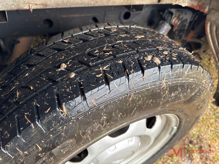 2019-ford-f150-xl-image-10